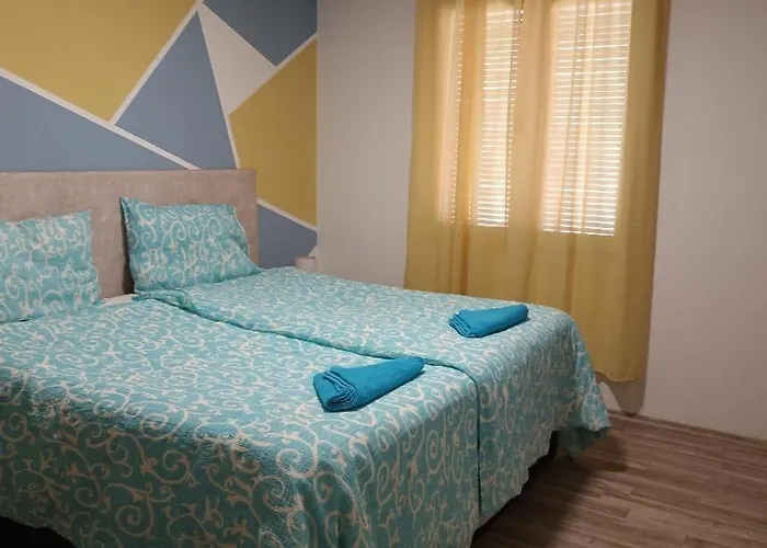 Re3ca * Σκόπια